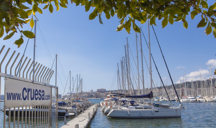 Alquiler de embarcaciones en CRUESA Mallorca Yacht Charter